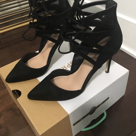 Black high heel shoes - Picture 5 of 11